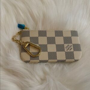 Cream and Gold Key Pouch